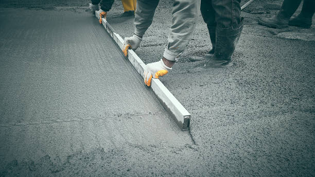Best Custom Concrete Contractor  in Mariposa, CA